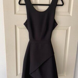 BCBG apron style dress size 6 excellent condition